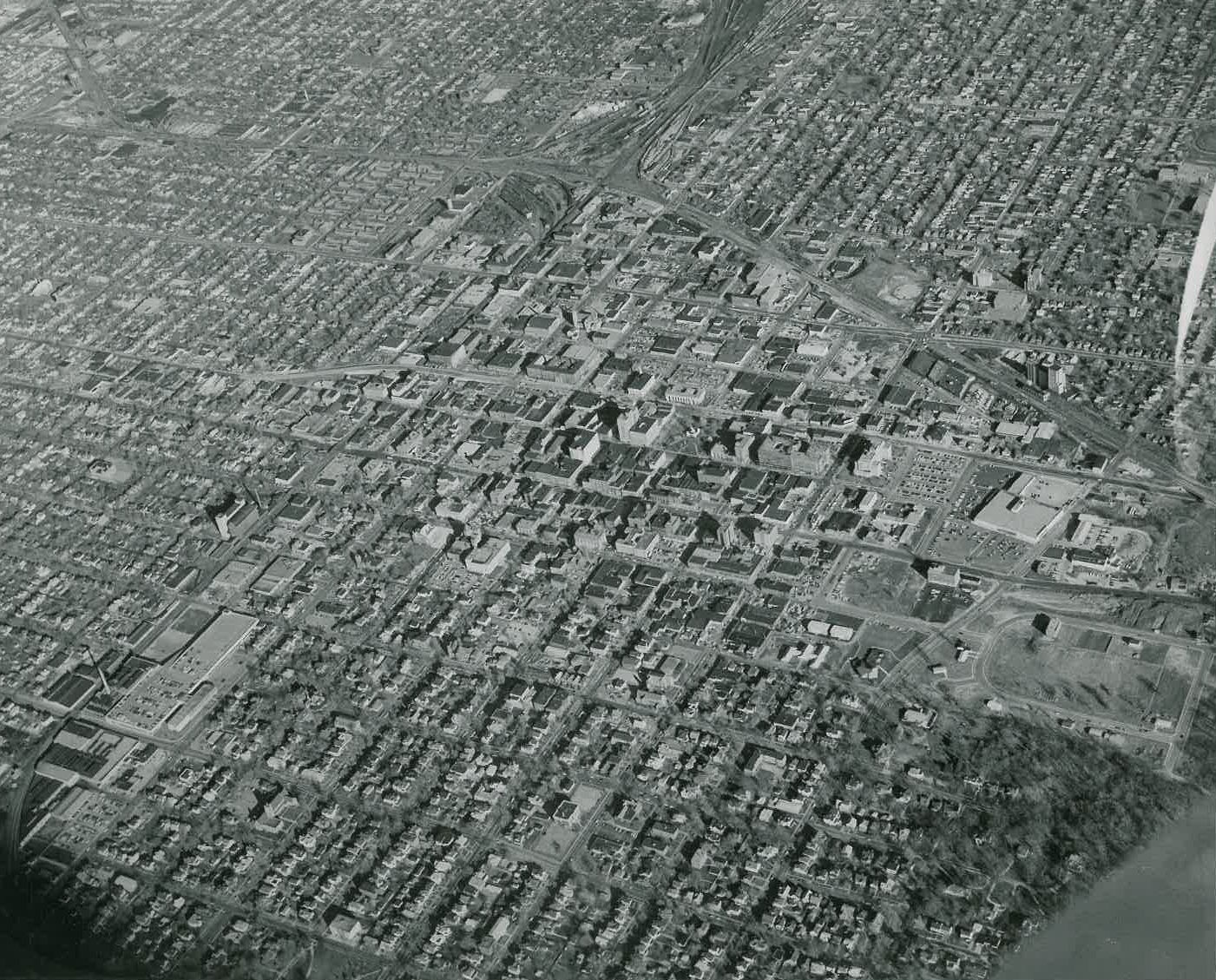 1966: Looking East